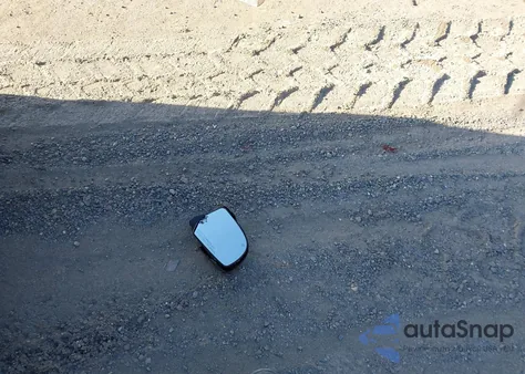 2011 Subaru Outback 2.5I Premium z USA, uszkodzony, nr VIN 4S4BRCCC6B3373174